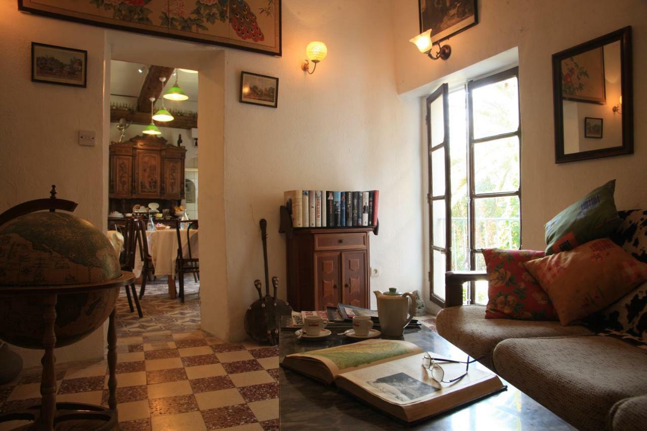 Maison De L'Orb Безие Екстериор снимка